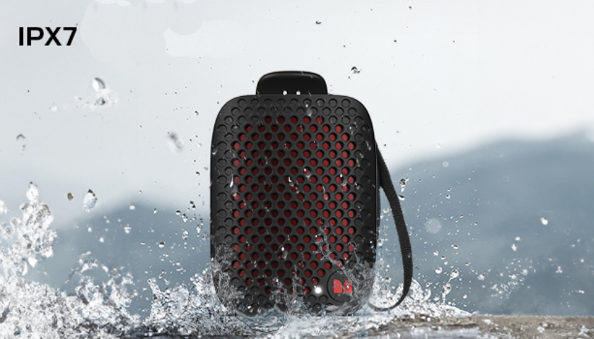 Колонка полностью влагозащищена Monster Blaster Micro MS62106